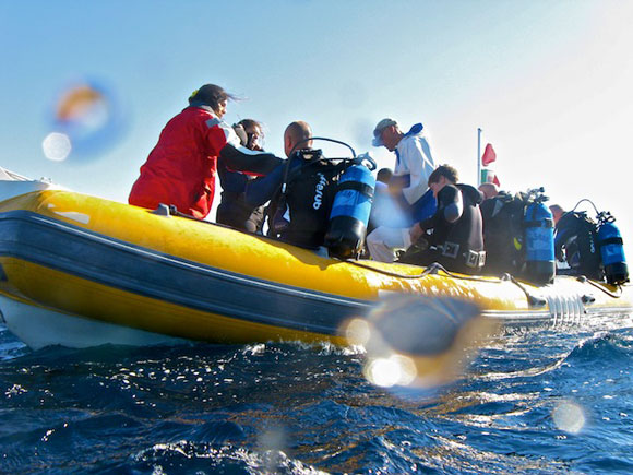 gommone per immersione a lavezzi