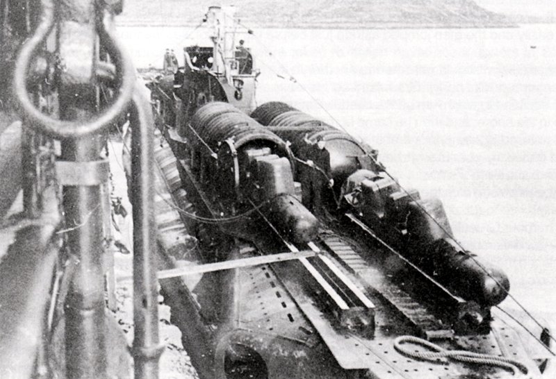 hms_trooper_with_chariots