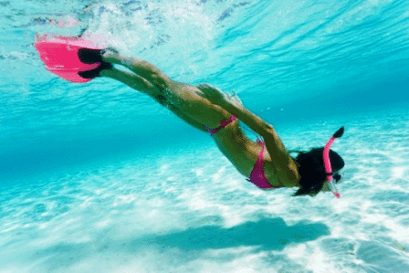 snorkeling-diving-woman