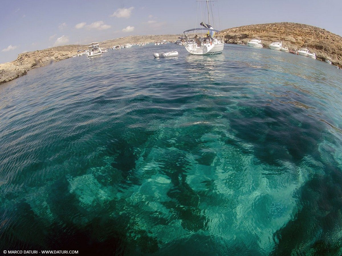 snorkeling a comino