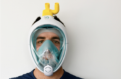 maschera da snorkeling contro il coronavirus