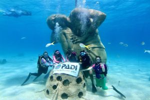 women's dive day 2020