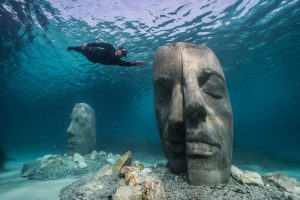 sculture sub a Cannes