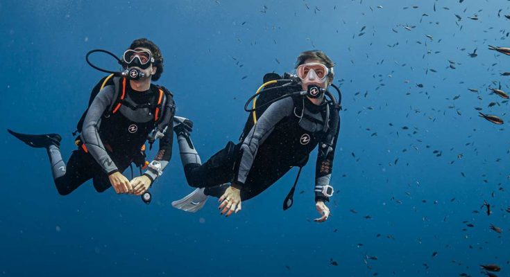 gruppo head acquisisce aqualung
