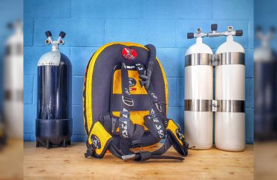 GAV Quickly MoBi di DiveSystem posizionato tra monobombola e bibombola su sfondo blu