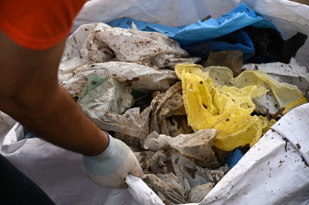 Recupero rifiuti spiaggia