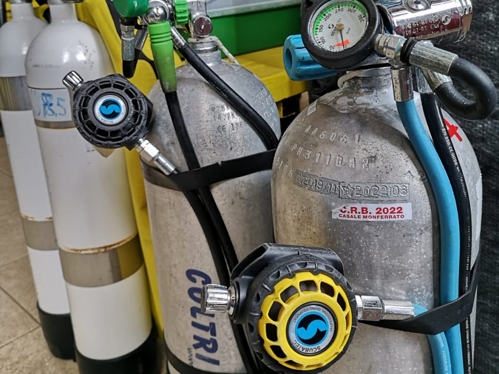 revisione bombole subacquee