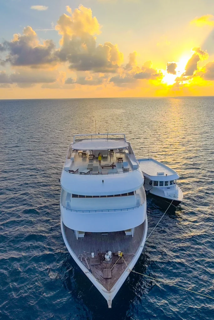 Madive tramondto a bordo del Duca di York di Albatros Top Boat