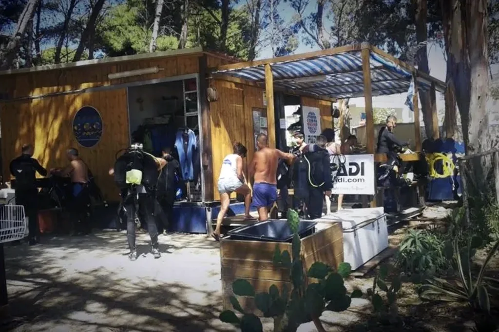 UNDERHUNDRED - Diving center a san vito lo capo