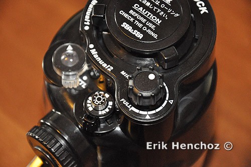 In evidenza la ghiera della potenza lampi flash