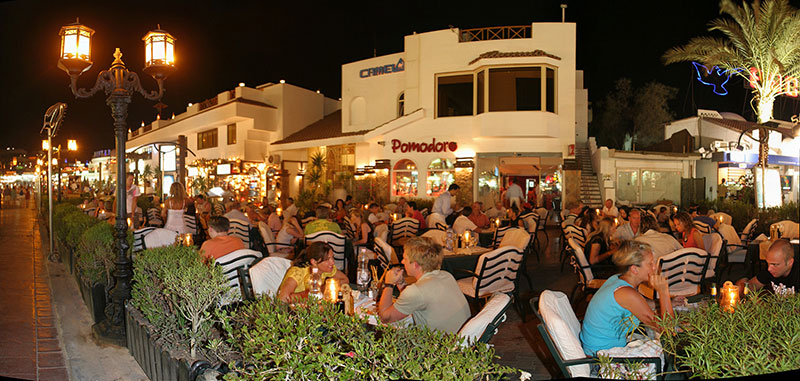 Ottimi ristoranti lungo la passeggiata di Naama Bay