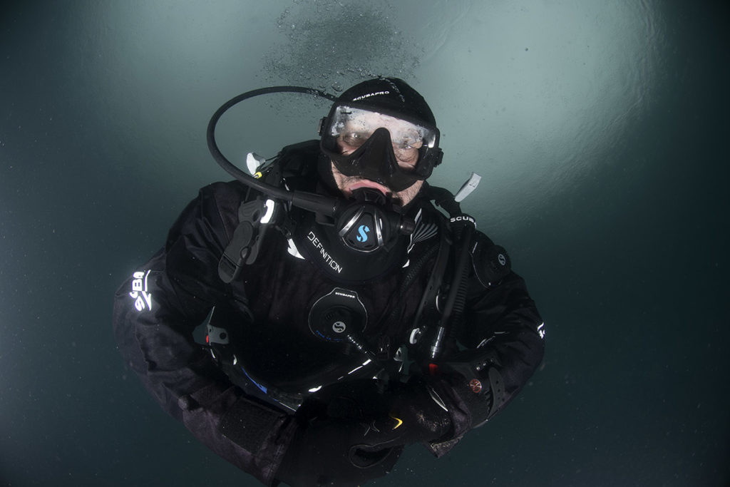 scubapro definition dry
