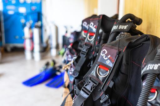 Acquaman Diving Center Acquaman Diving Center