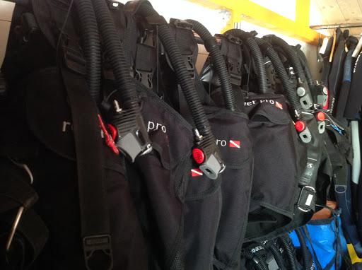 Leila Diving Center Leila Diving Center