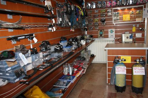 Acqua Adventure Attrezzature Subacue Apnea Piscina Triathlon