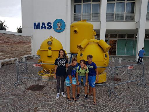 MAS - Museo delle Attività Subacquee The Historical Diving Society Italia Biblioteca HDS Italia