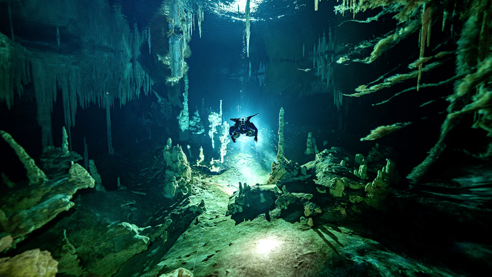 Ghost diver record grotta