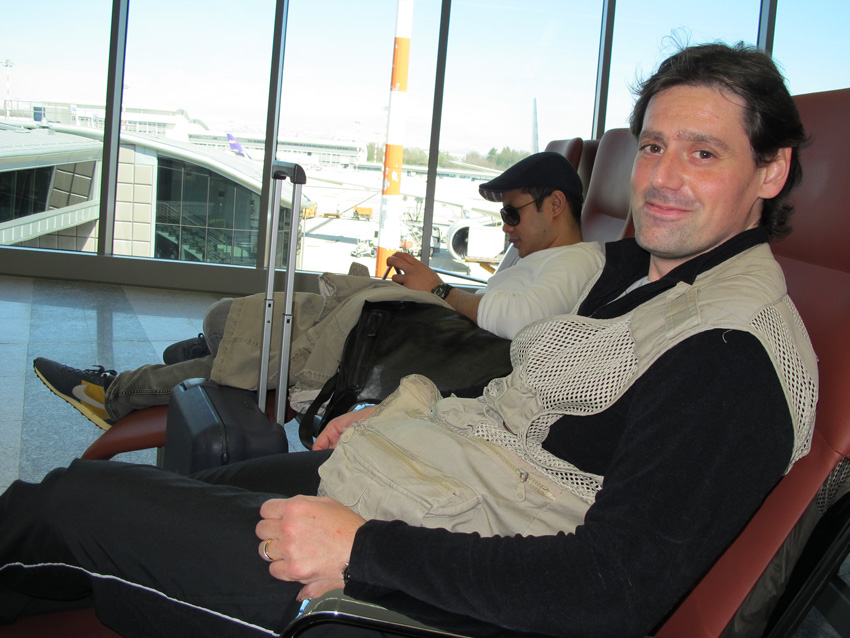 Umili pronto per la partenza in aereo