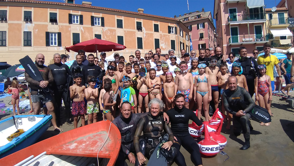 persone coinvolte per la raccolta spazzatura dei fondali liguria