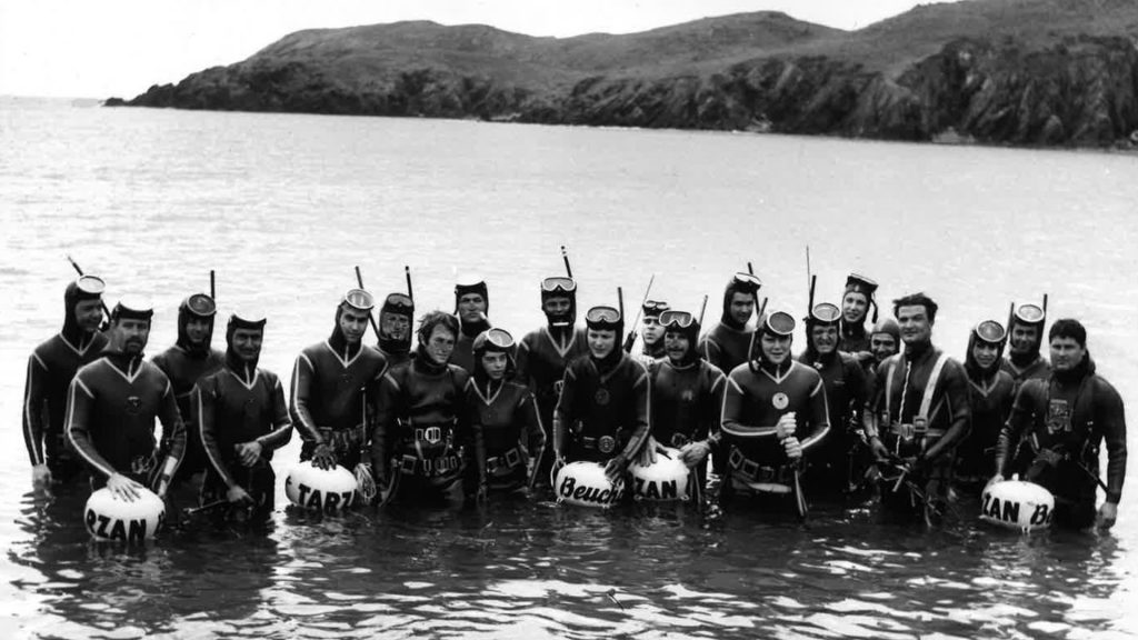 Beuchat foto storica subacquei