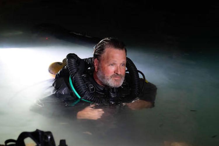 bret-hemphill-karst-underwater-research