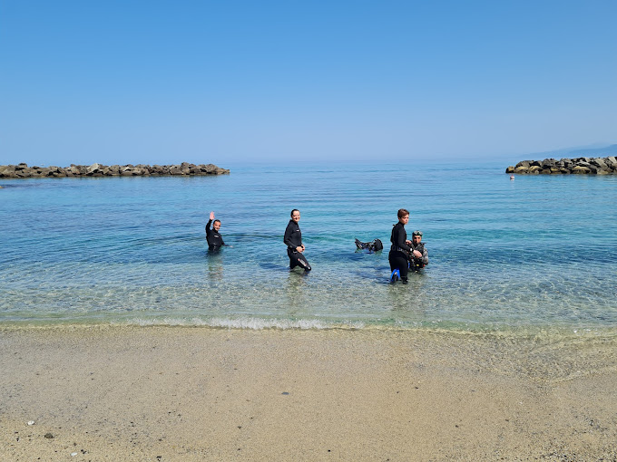 diving calabria scavanger sea