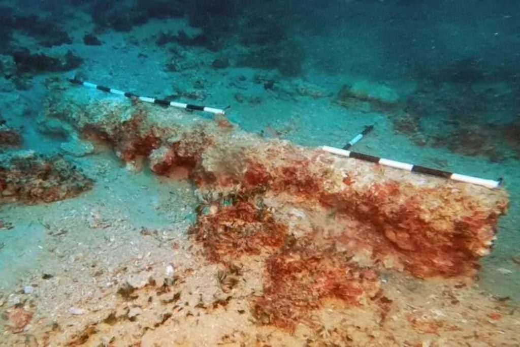 Cannone in ferro sommerso ritrovato sui fondali di Avola, Sicilia, a 49 metri di profondità