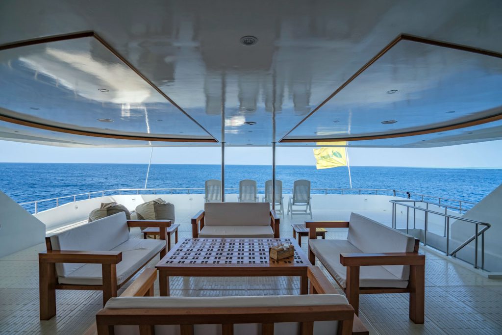 duke york barca immersioni maldive