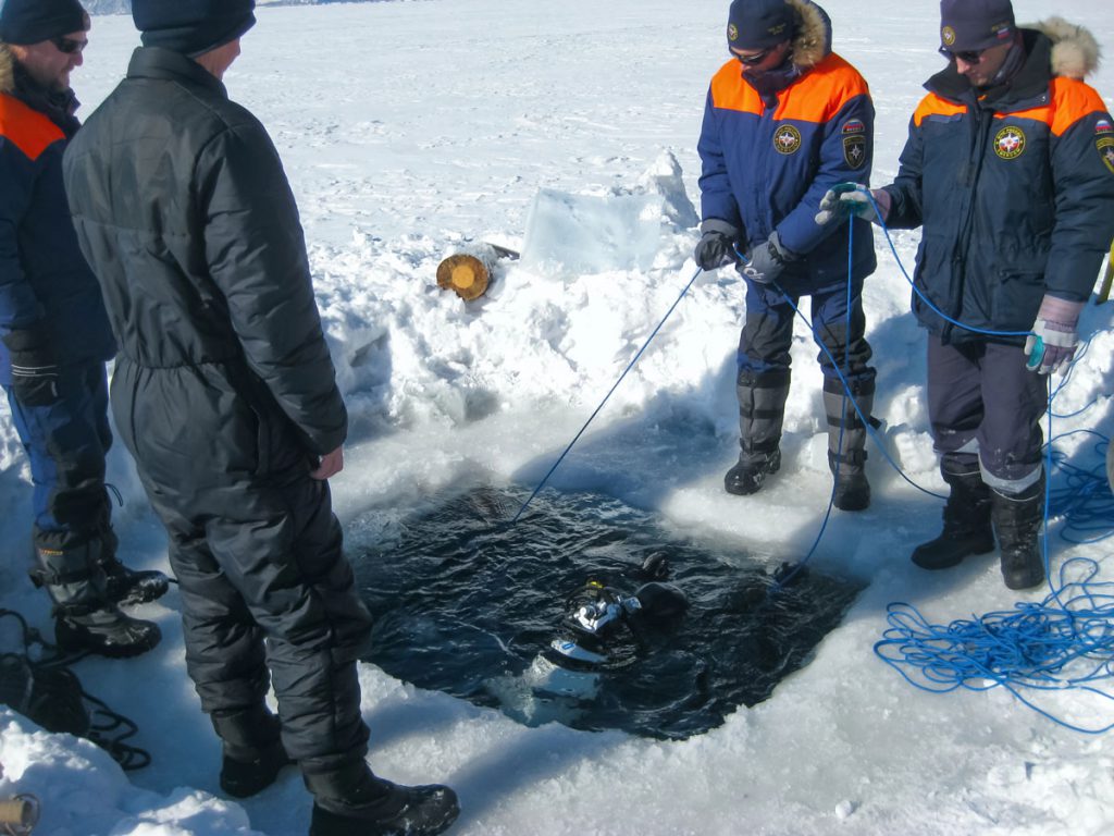 immersione sub sotto ghiaccio