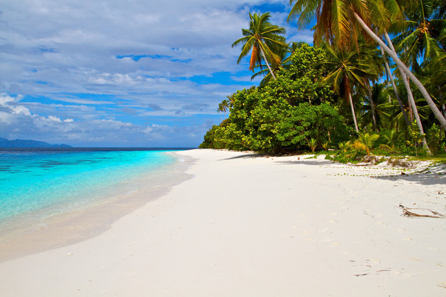 spiaggia-agusta-raja