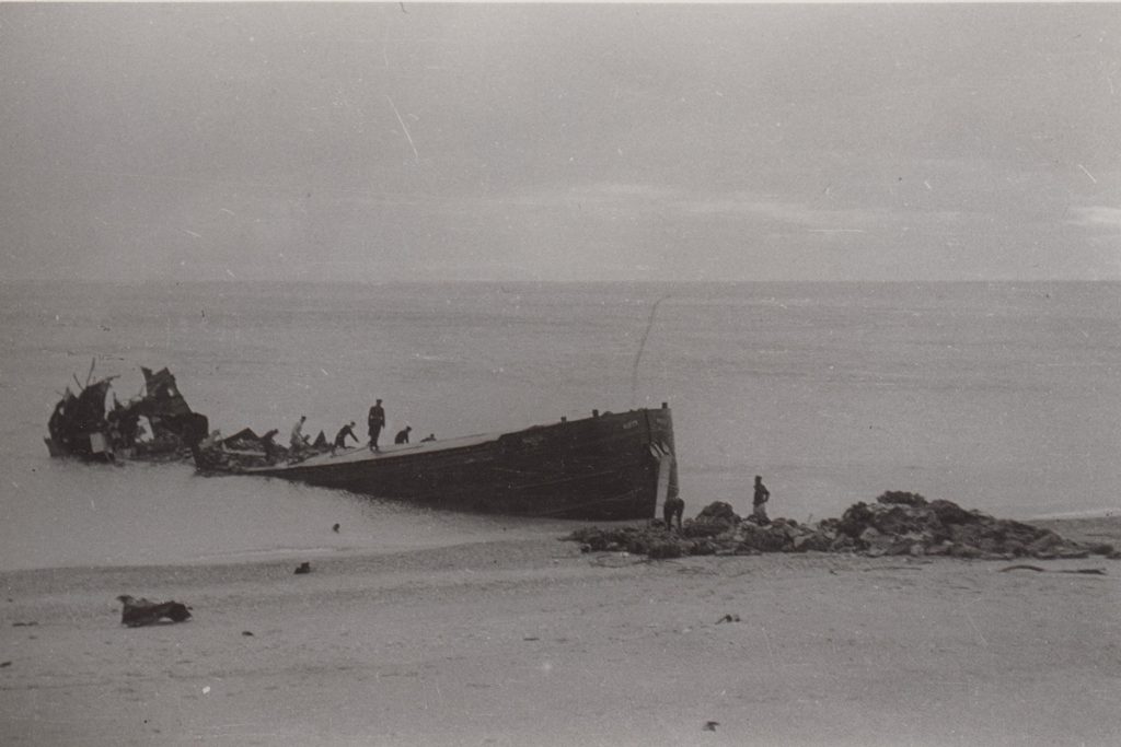 bettolina spiaggiata_finale ligure